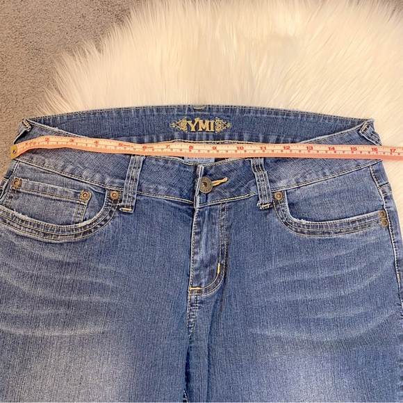 Medium wash flare jeans - Picture 7 of 10